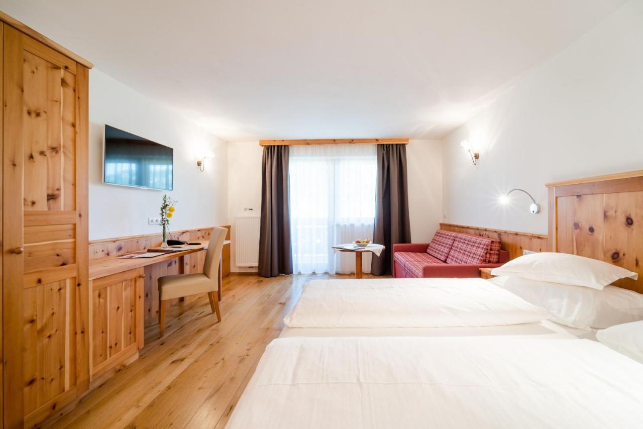 Hotel Hohe Gaisl Braies  Esterno foto