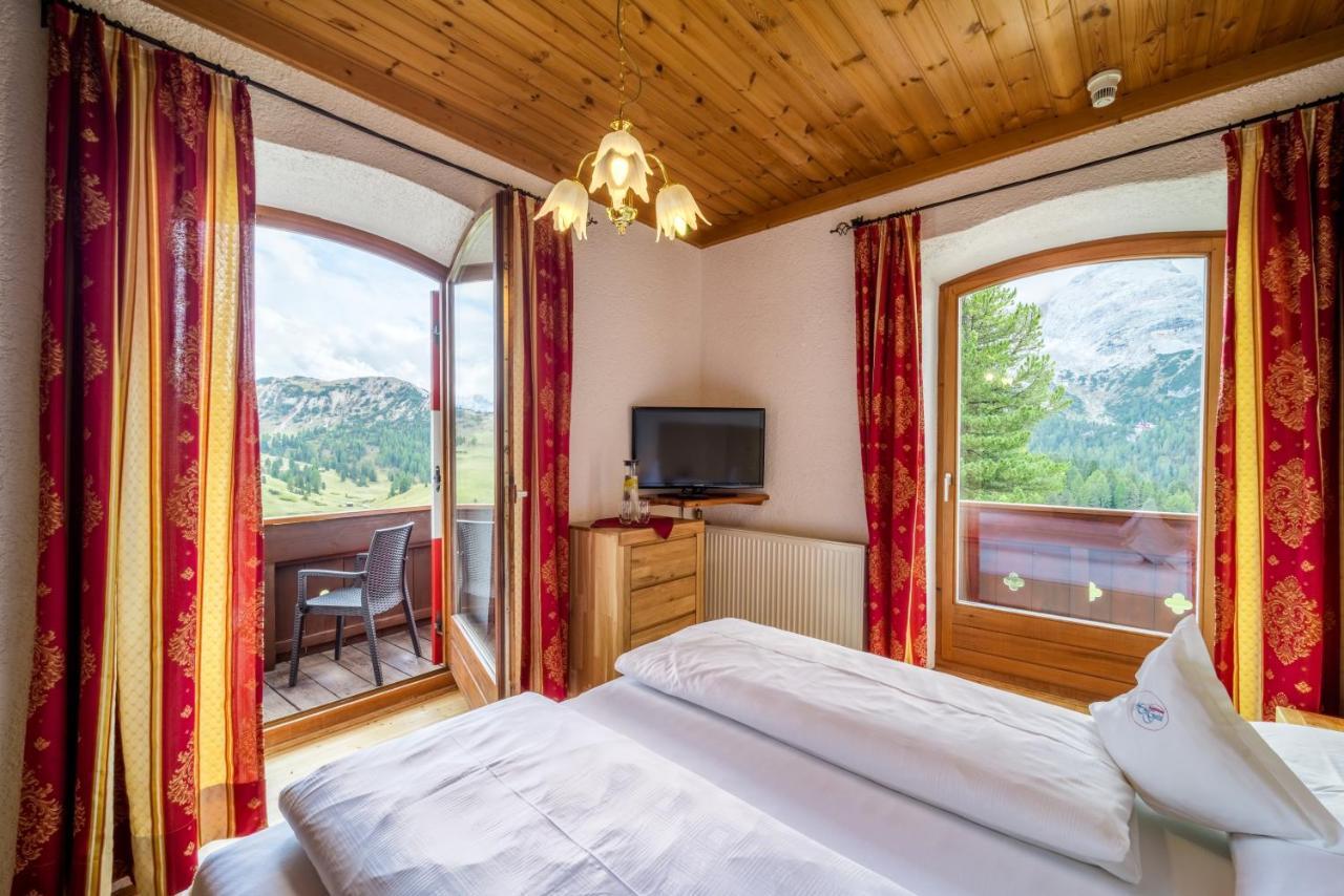 Hotel Hohe Gaisl Braies  Esterno foto